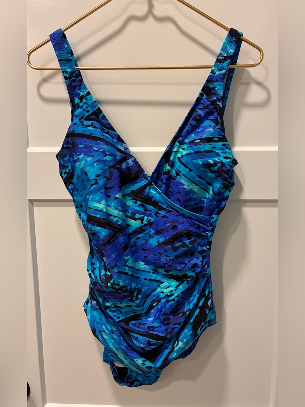 Miraclesuit Miradonna Blue & Teal Abstract One-Piece Swimsuit size 12